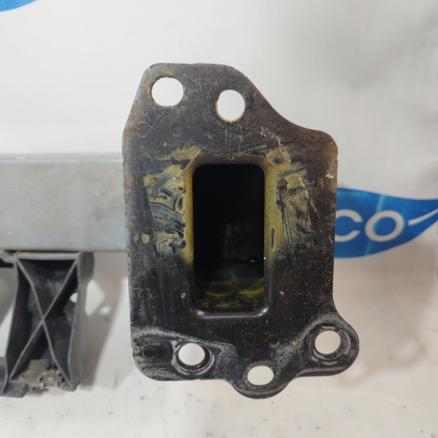 Front bumper reinforcement Opel Meriva 2008 cod: 93368357 ecoAC8277