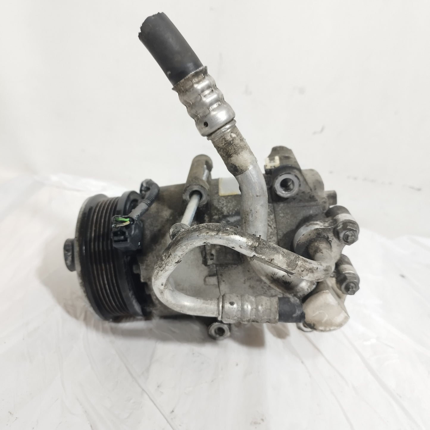 Compressore a / c Ford C-Max 1.6 / 1.8 D 2003-2011 ecoAC16264