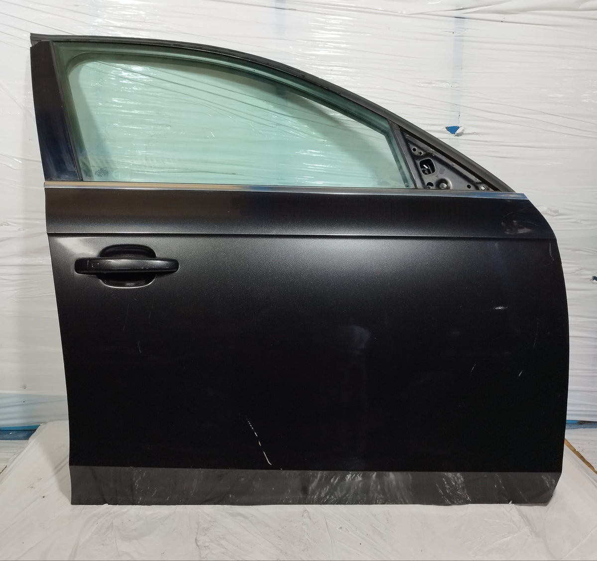 Sportello anteriore dx nero Audi A4 2008-2015 ecoAC17024