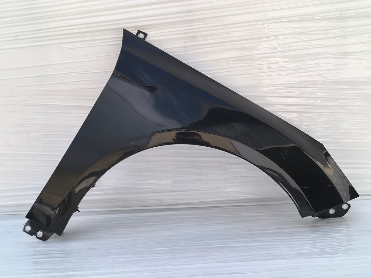 Parafango dx Ford Focus III SW anno 2011-2014 ecoAG10010