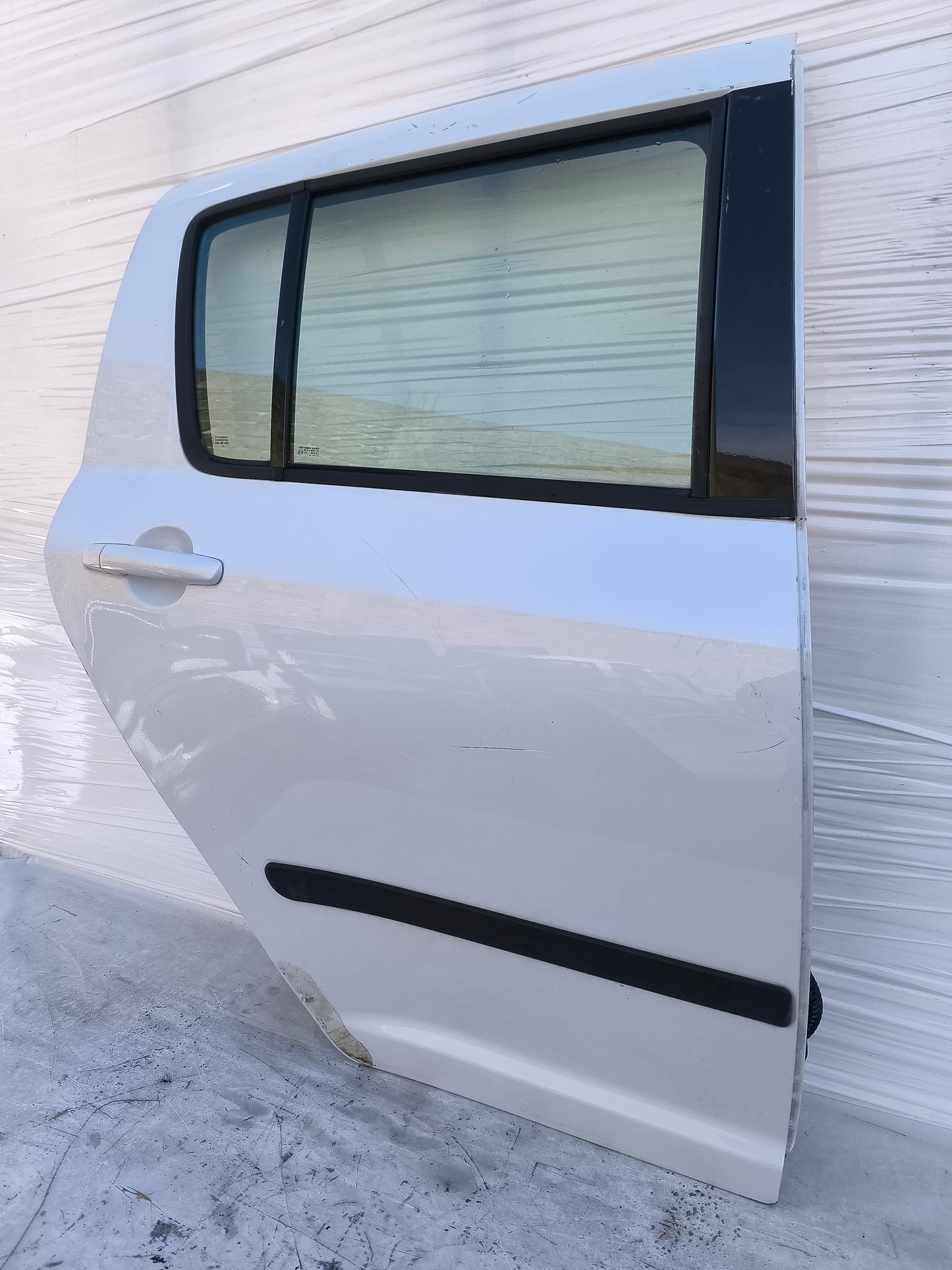 Sportello posteriore dx Suzuki Swift anno 2004-2010 bianco ecoAG8070