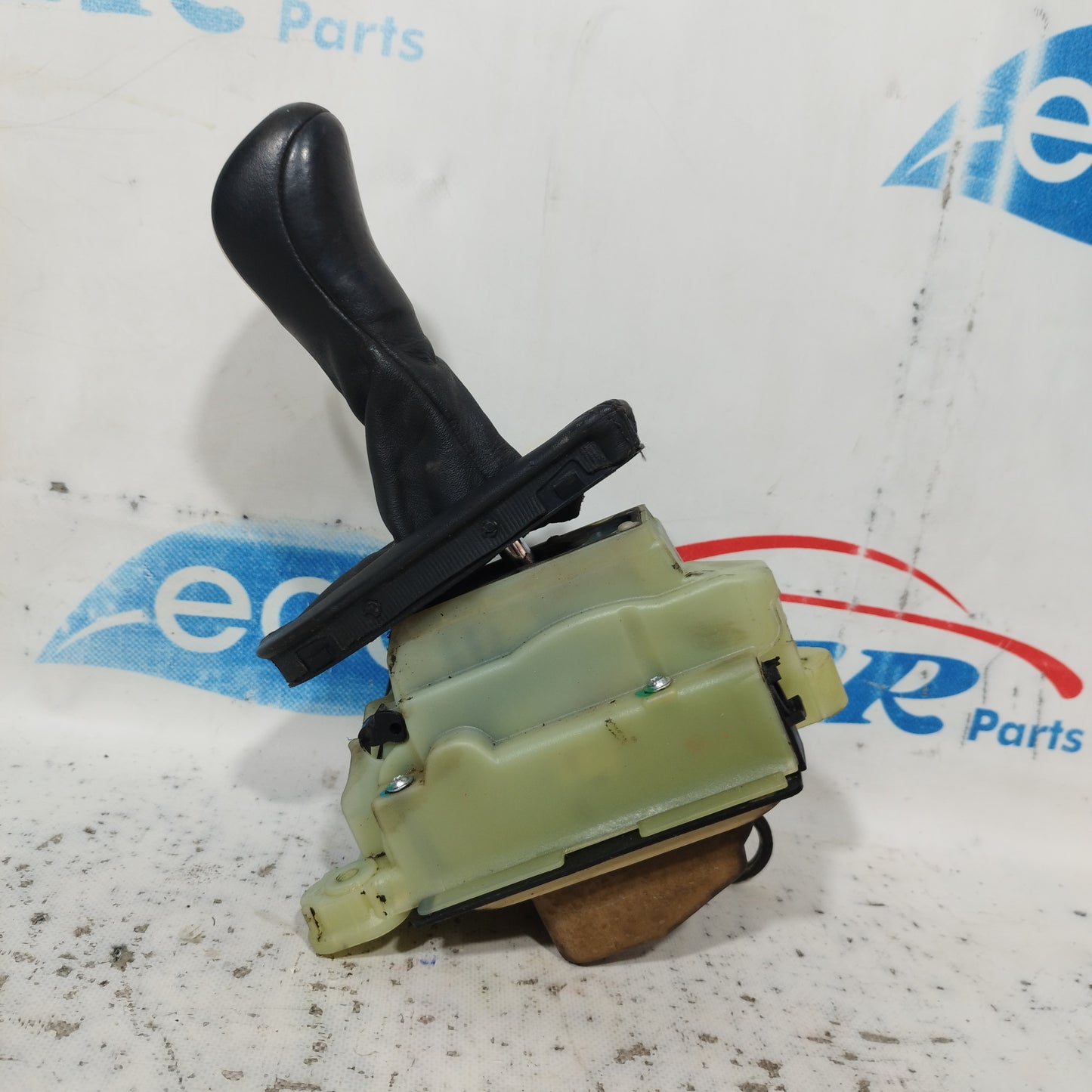 Automatic gear lever Mercedes E-Class W211 2.7 D 2009 code: A2112670124 ecoAC9990