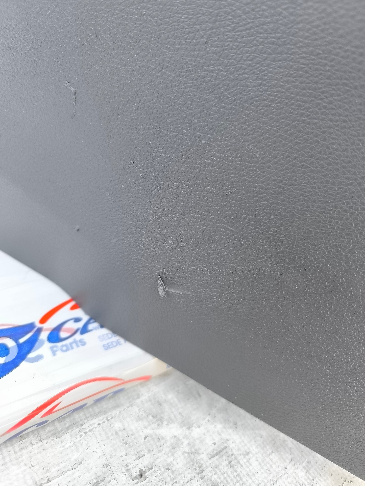 Central tunnel with armrest Mercedes A-Class W176 Cod. 1766800900 ecoAG5936