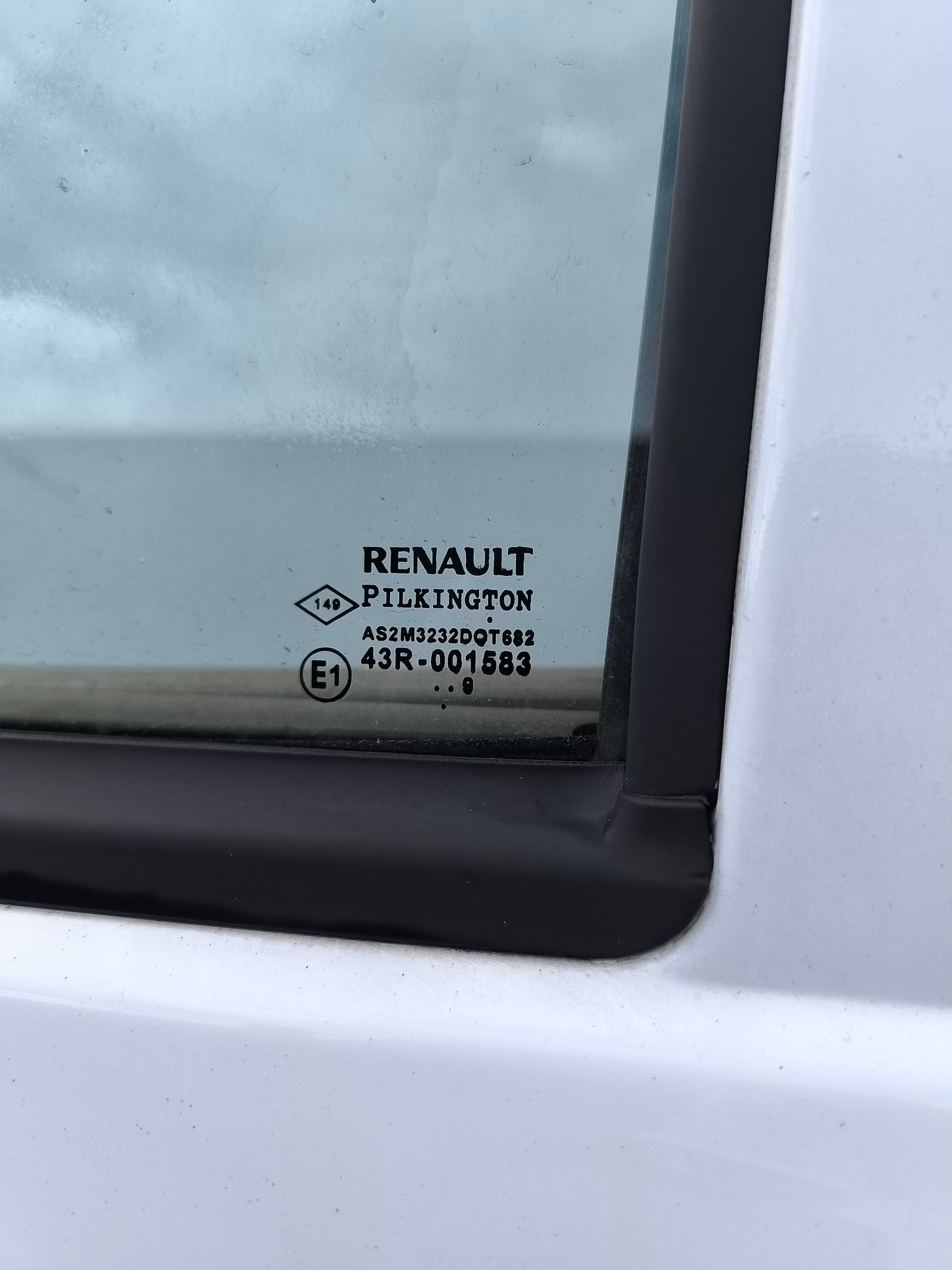 Sportello sx bianco Renault Twingo anno 2008 ecoAG7295