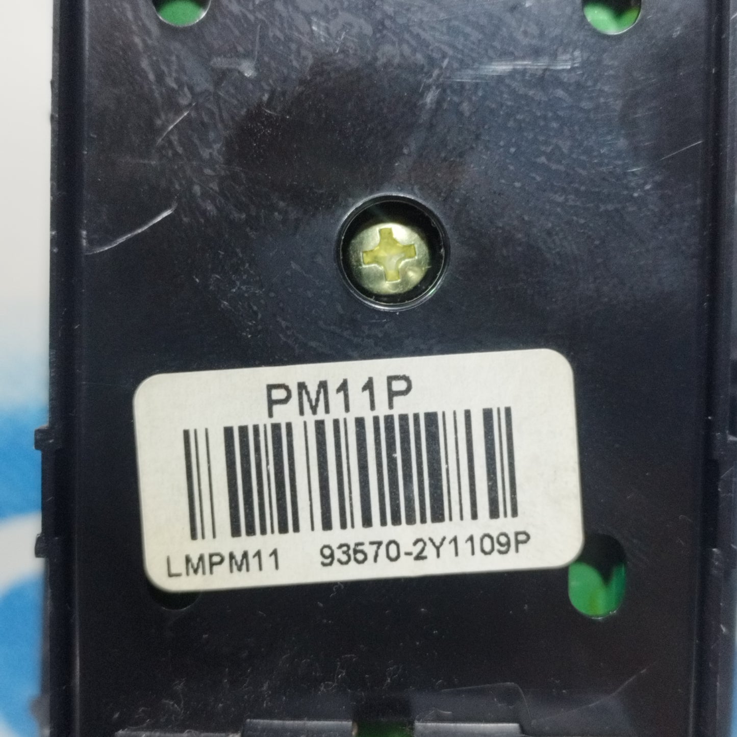 Bedienfeld vorne links Hyundai IX35 2011 Code: 93670-2Y1109P ecoAC9963