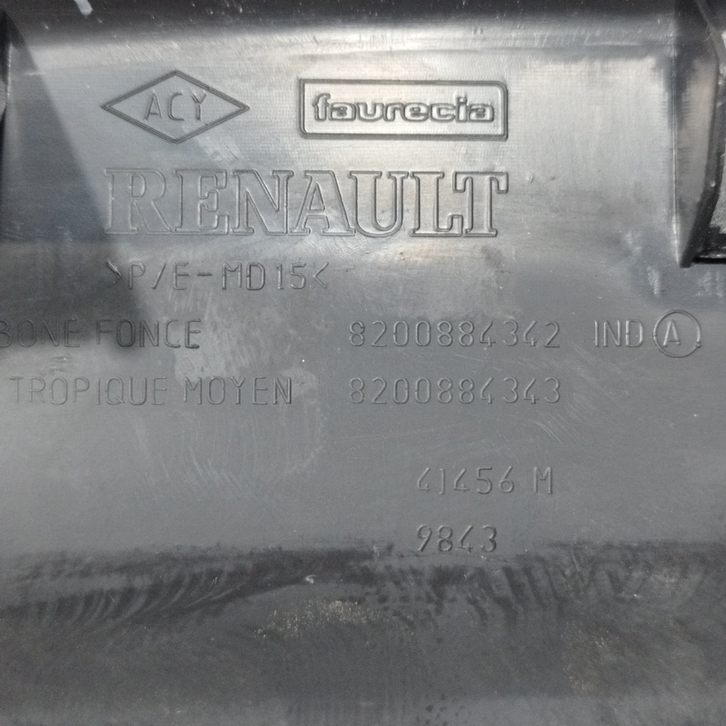 Navigatore satellitare Renault Clio 2010 cod: 8200884342 ecoAC10346