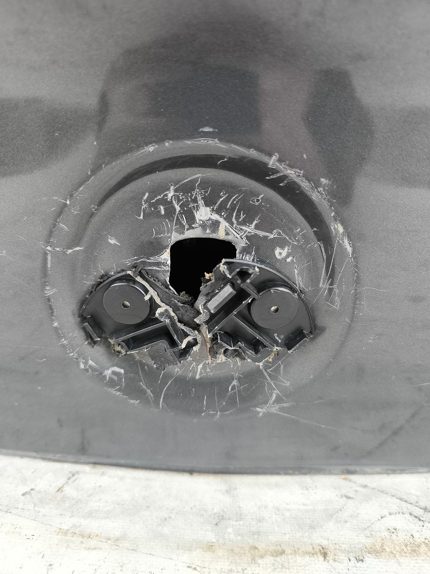 Portellone grigio canna di fucile Opel Adam anno 2013-2019 ecoAG7987