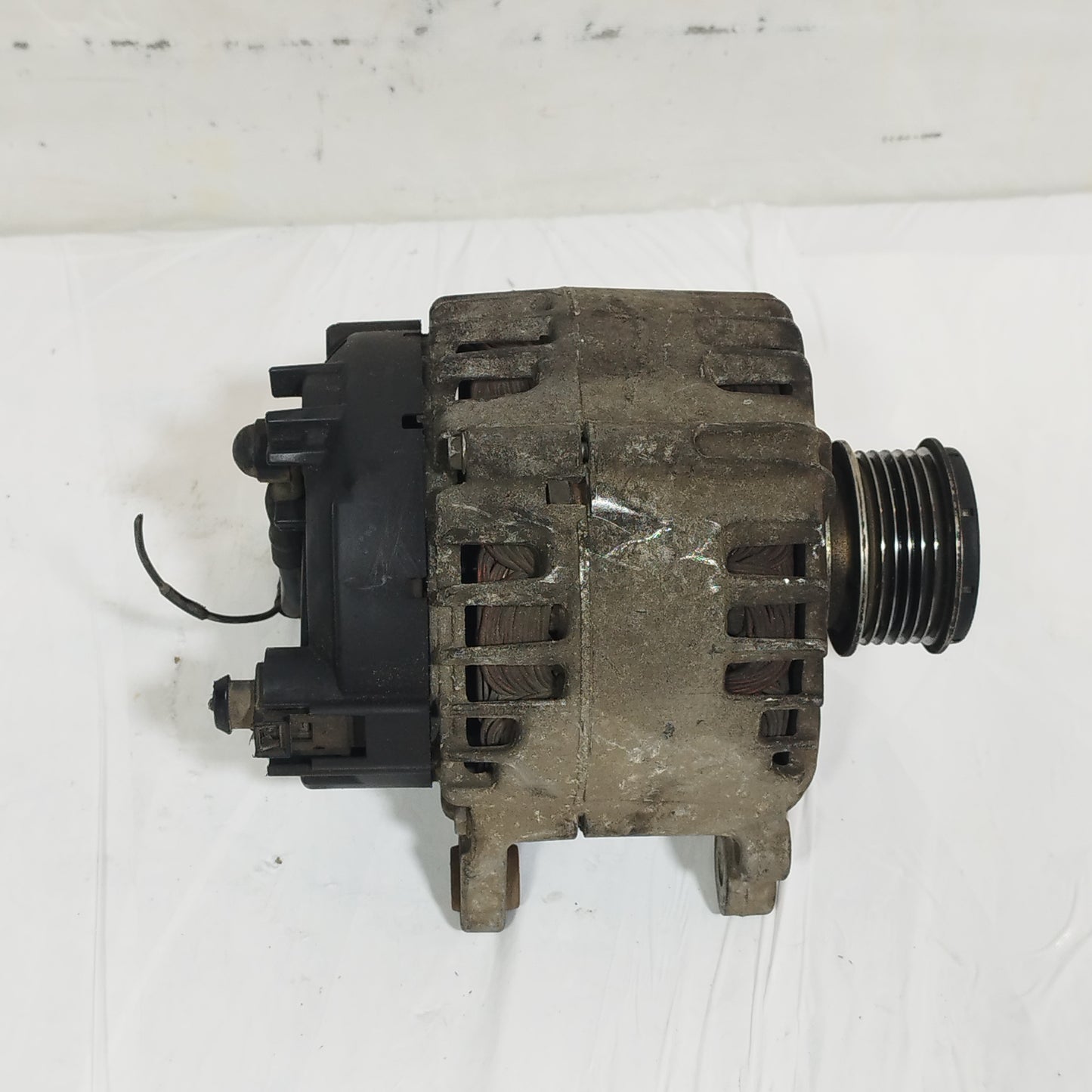 Alternatore Audi / Volkswagen Golf 6 2.0 TDI 2010 2 pin cod: 03L903023A ecoAC15329
