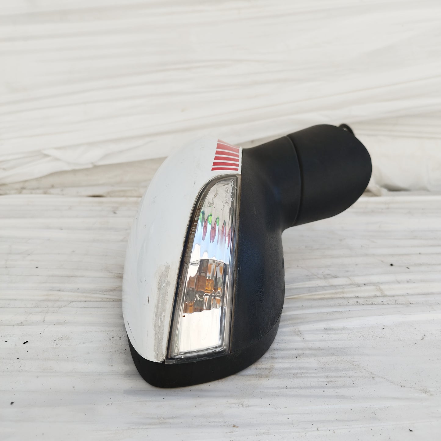 Specchietto elettrico anteriore dx bianco Ford Fiesta (mkVI) 2008-2013 6 fili ecoDM380