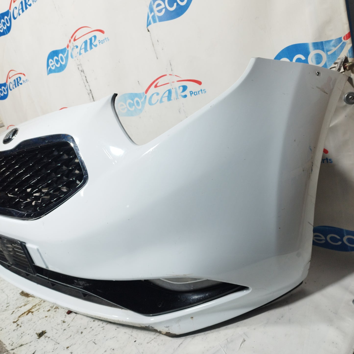 White front bumper Kia Venga 2012 ecoAC10696