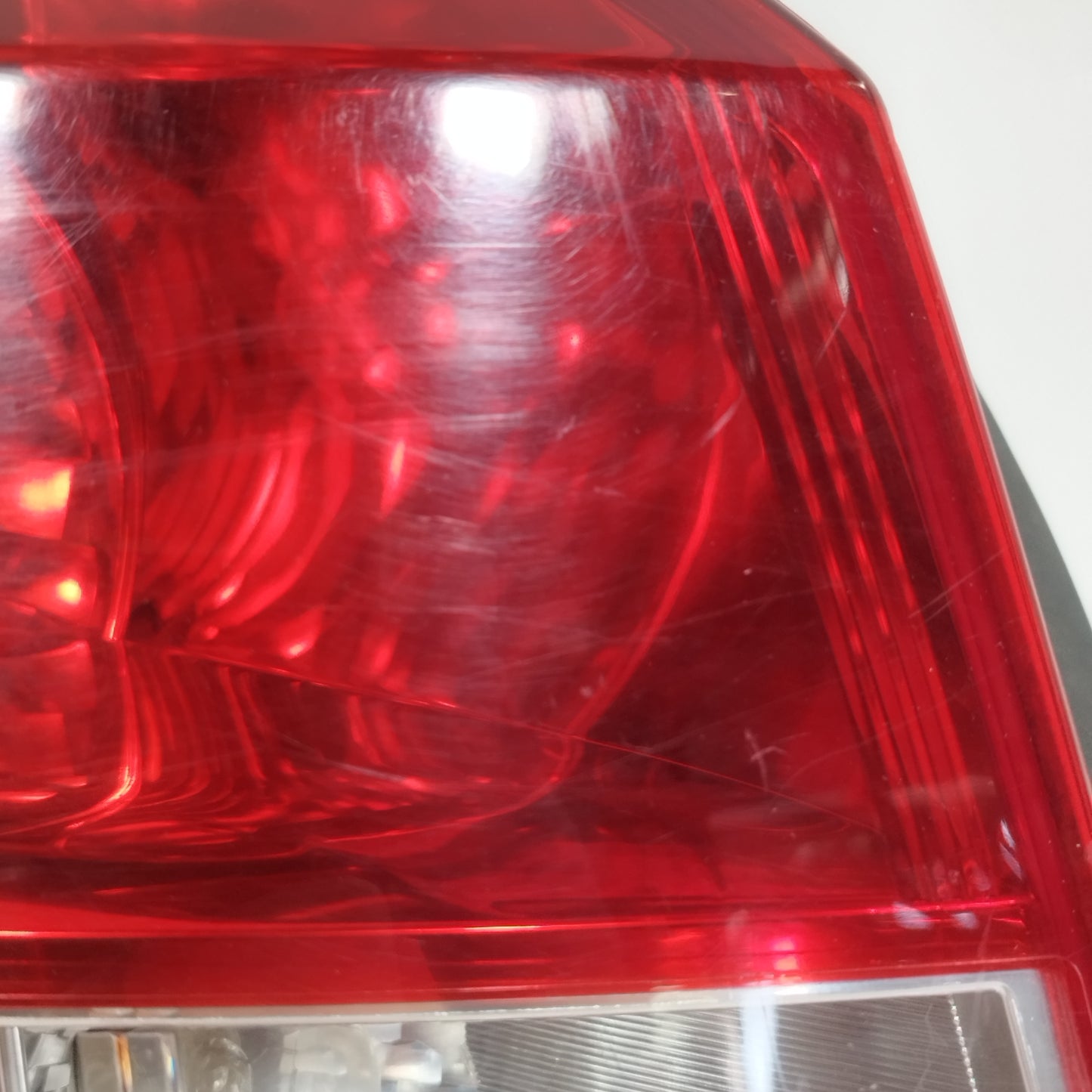 Renault Clio 2010 sw ecoAC12787 linke Rückleuchte