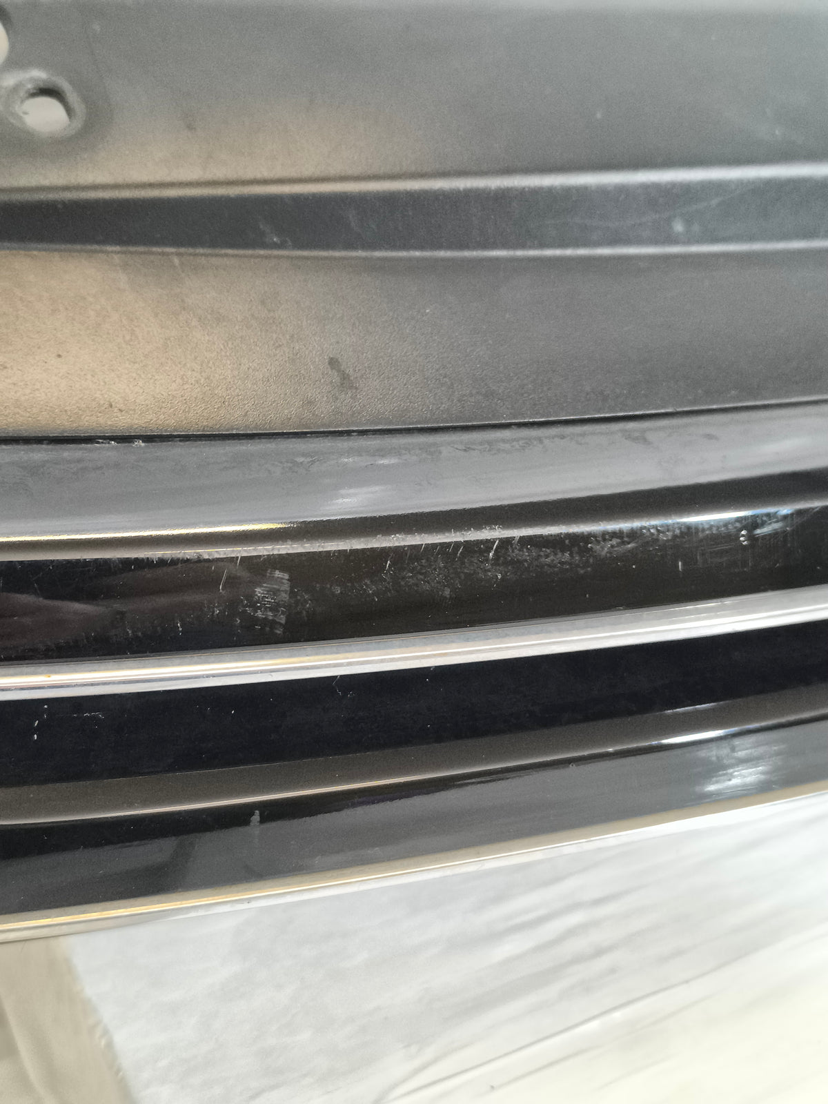 Mascherina anteriore Volkswagen Golf VI 2008-2012 cod: 5K0853653 ecoAG9851