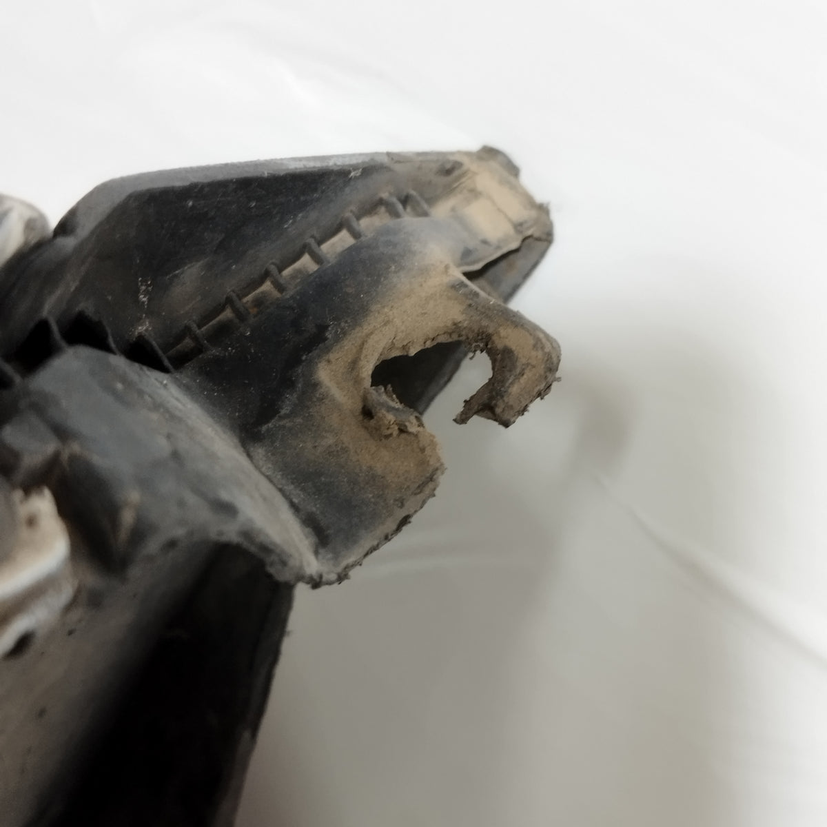 Paraurti anteriore bianco Kia Sportage III (SL) 2010-2013 ecoAC17309