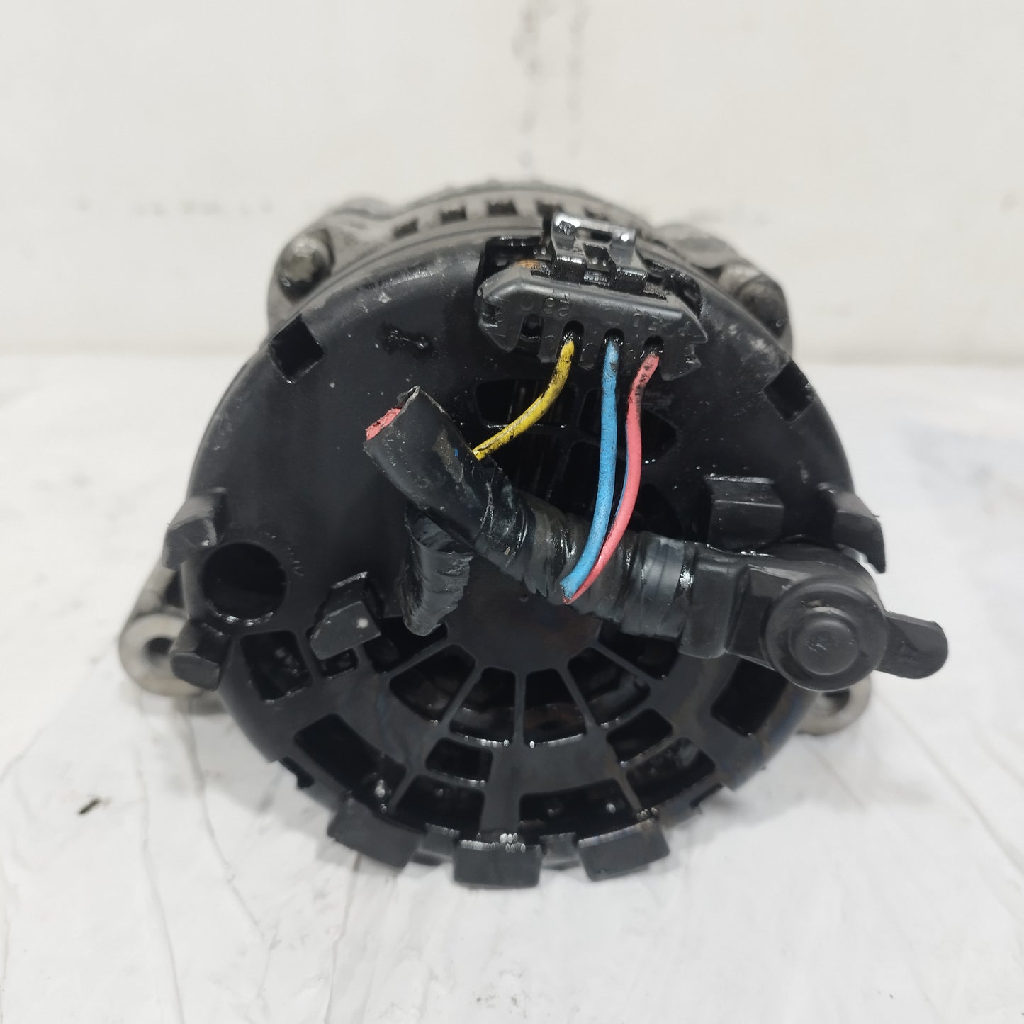 Alternatore SsangYong Rexton 2.9 TD 2002-2006 14V-75A DELPHI cod: A6621545402 ecoAC16305