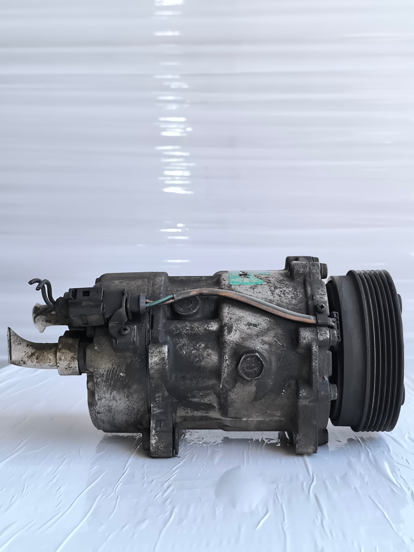 Compressore aria condizionata Volkswagen Golf IV (1J) 1.9 TDI 1997-2006 cod: 1j0820803f ecoAG8583