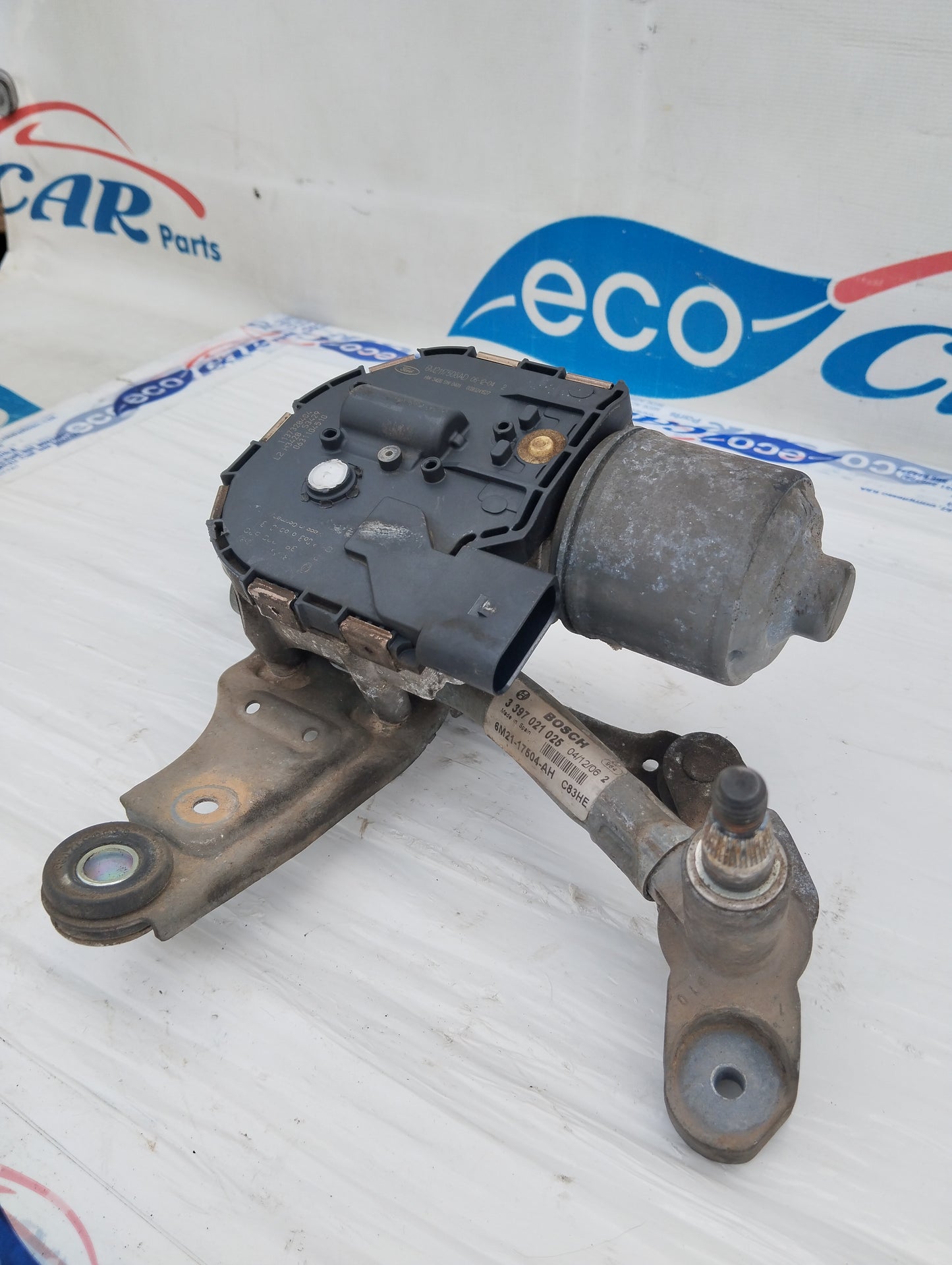 Front left windshield wiper motor Ford S-Max 2007 code: 6M2117508AD ecoAG5331