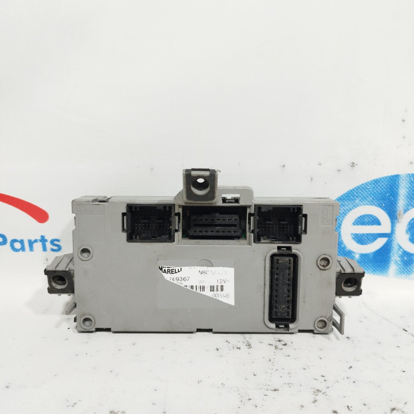 Fuse Box Fiat Doblo 1.9 JTD 2001 code: 51769367 ecoAC8504