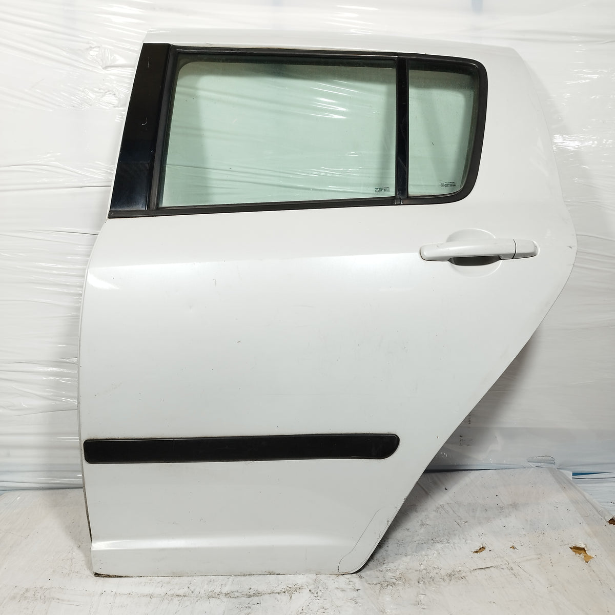 Sportello posteriore sx bianco Suzuki Swift 2004-2010 ecoAC17068