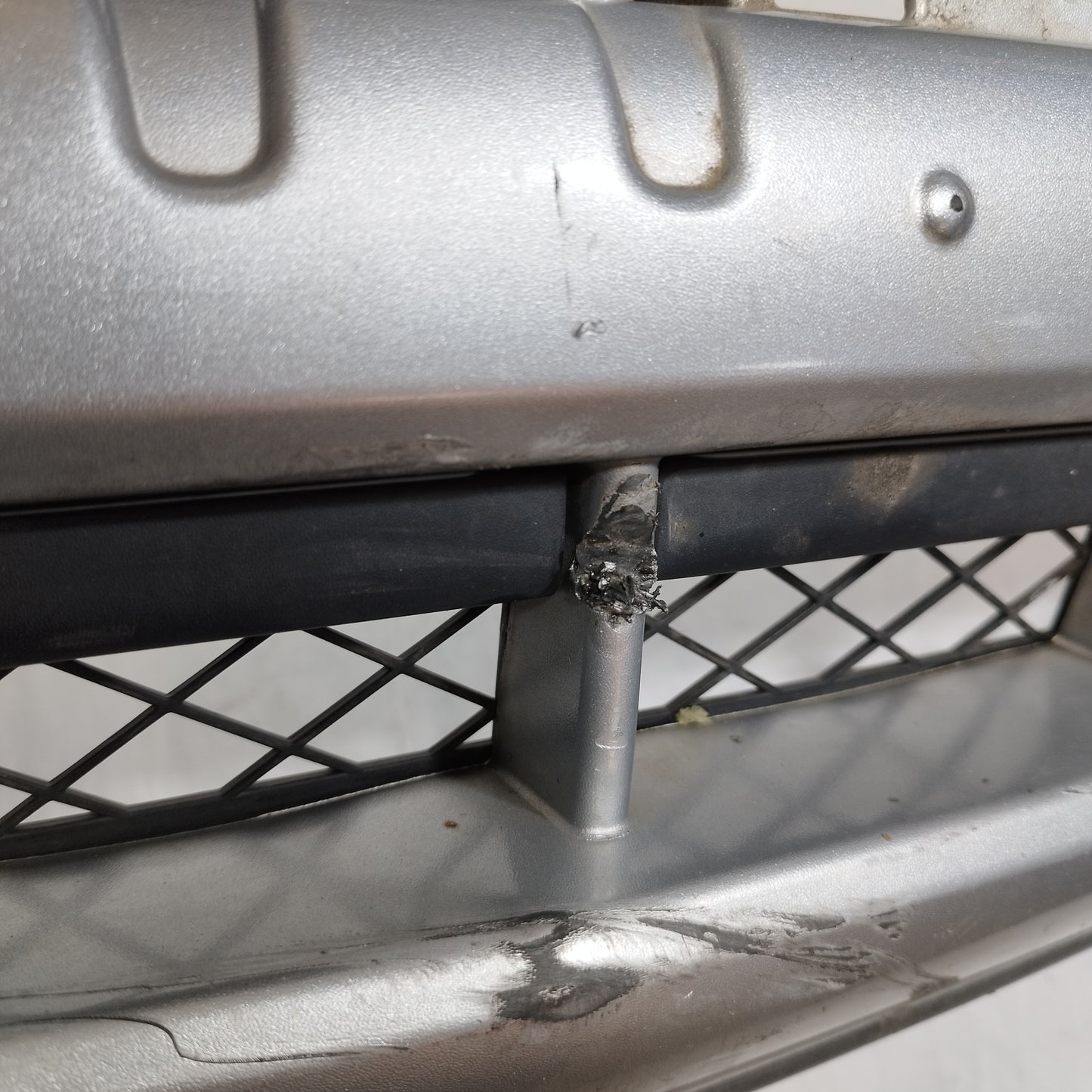 Paraurti anteriore grigio Rav 4 2003 ecoAC13584