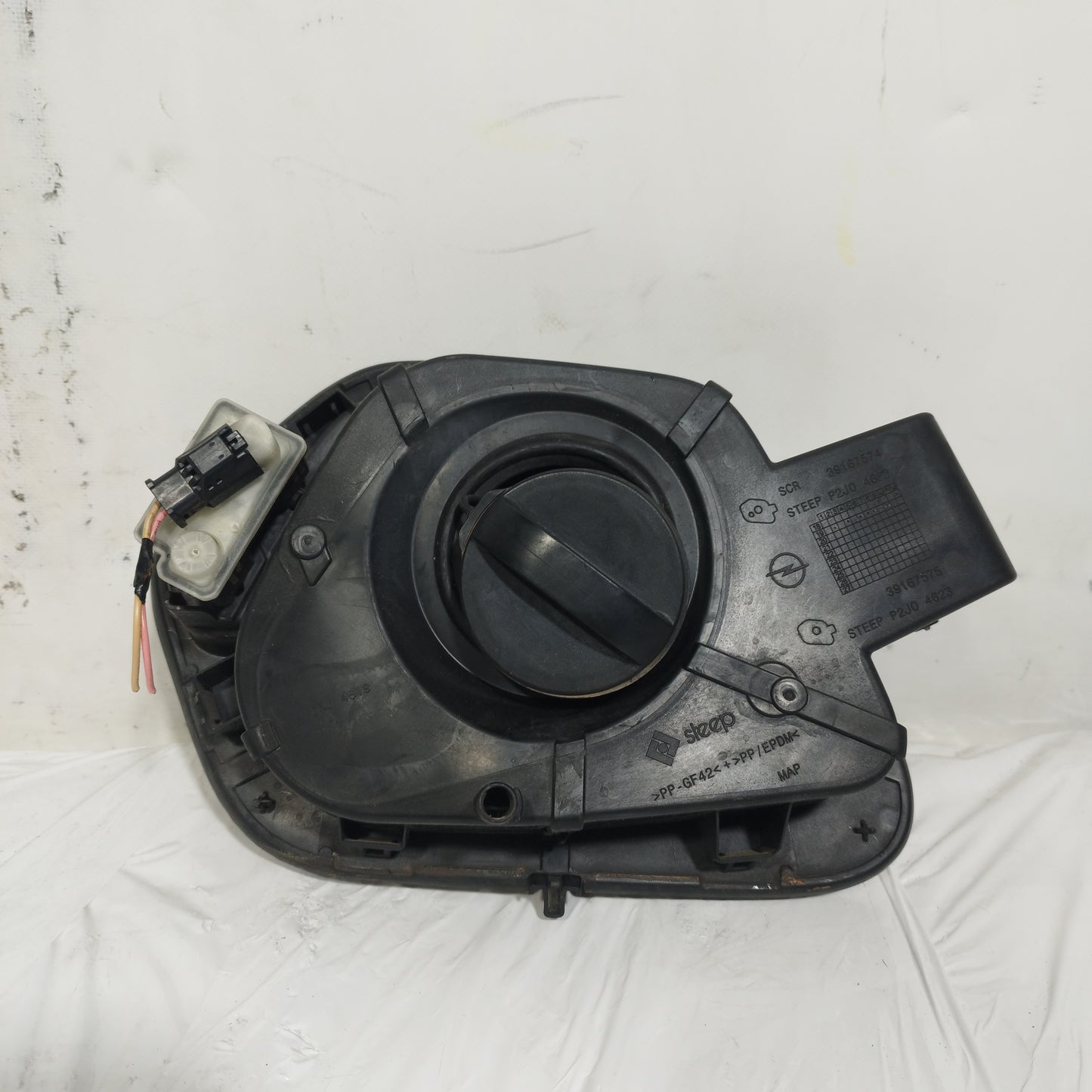 Sportellino carburante grigio scuro Opel Corsa F 2021 cod: 39167574 ecoAC14591