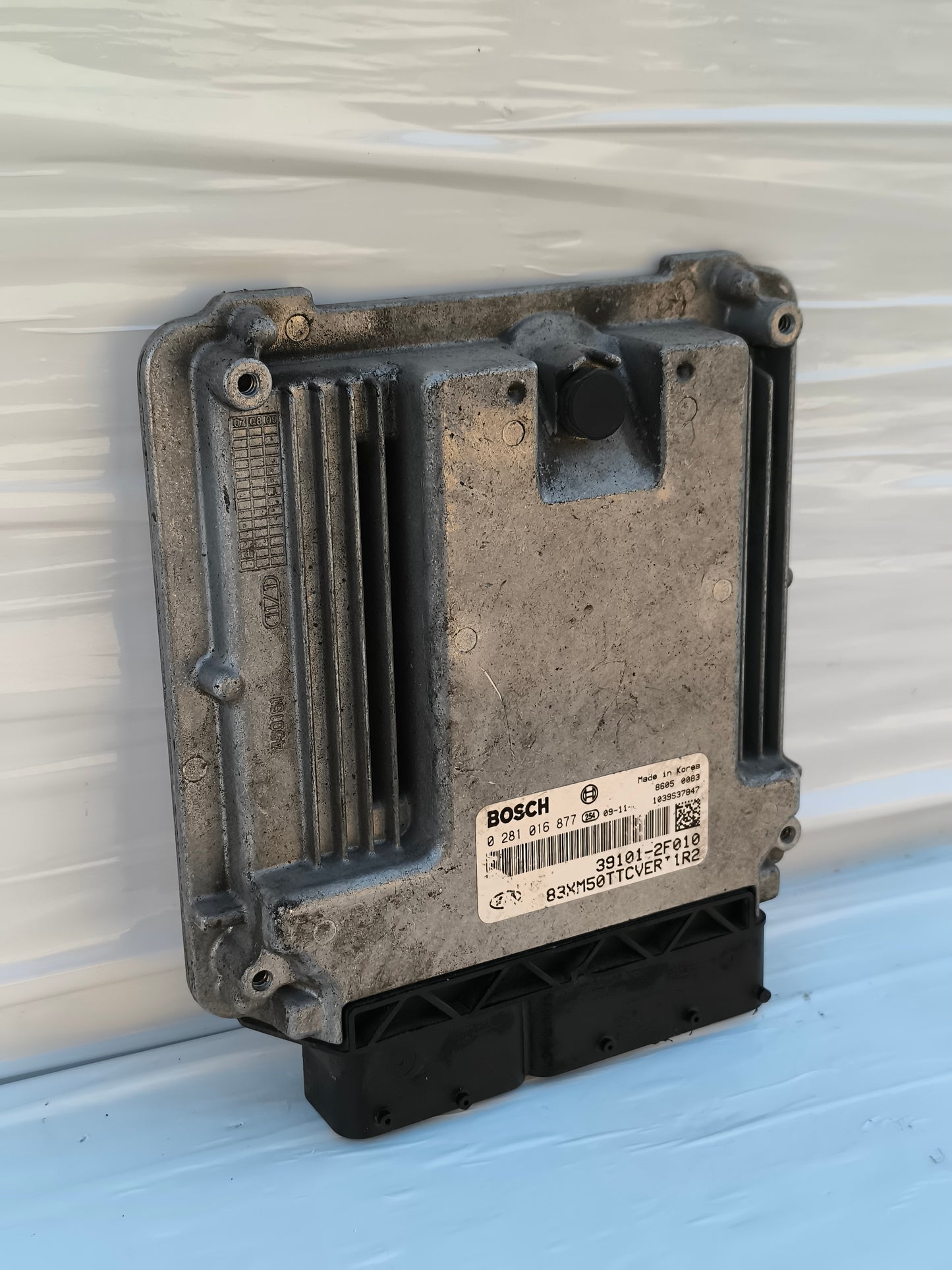 Centralina motore Kia Sorento 2.2 D anno 2010 cod: 0281016877 ecoAG7799