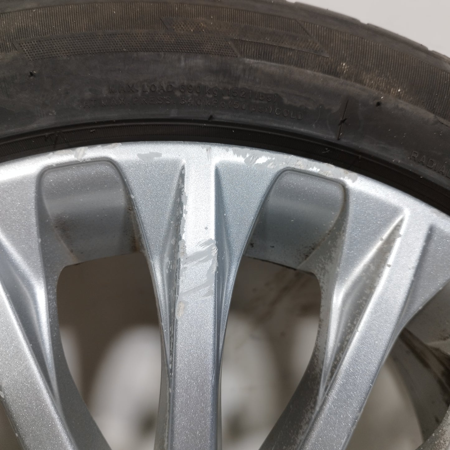 Cerchi in lega con gomme Ford C-Max 2010-2019 ecoAC15358