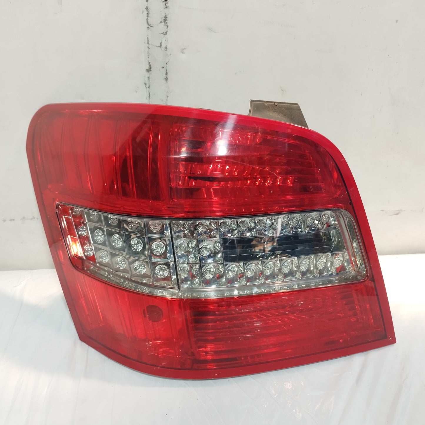 Fanale posteriore sx a led Mercedes GLK X204 2008-2012 cod: 2048202564L ecoAC16411