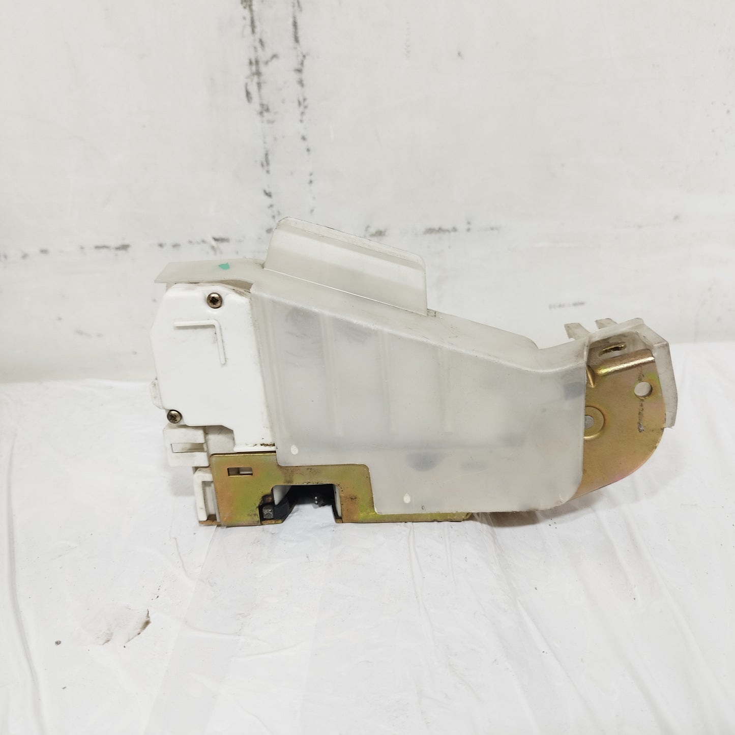Serratura posteriore sx Ford Fiesta III (GFJ) 1989-1997 cod: 94fb-A264a27-ca ecoAC16393