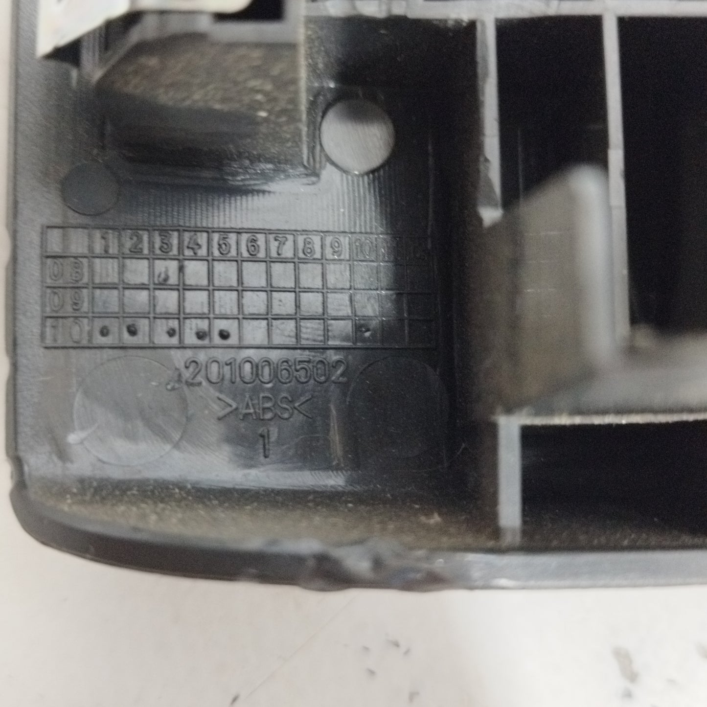 Front right button panel Chevrolet Spark 2009 Code: 201006502 ecoAC8548