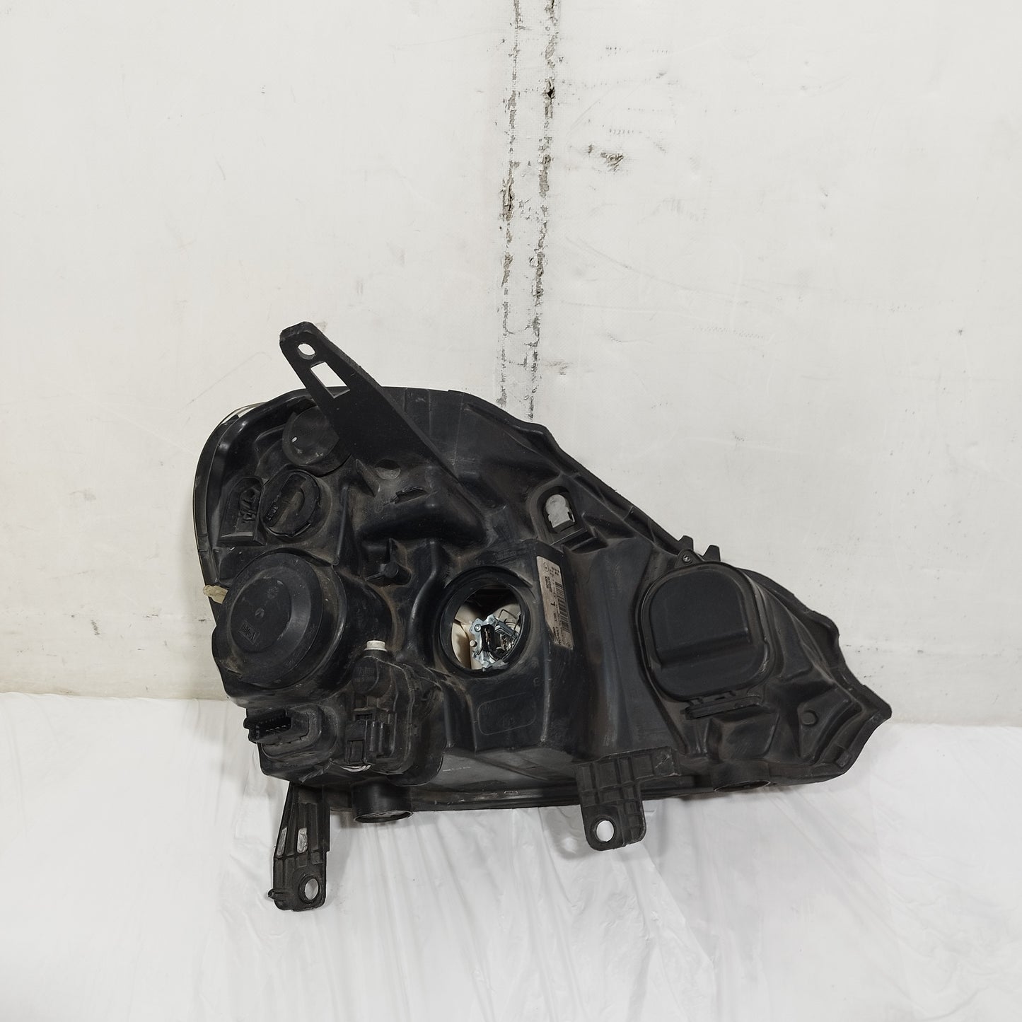 Fanale anteriore sx Renault Modus 2008-2012 Restyling cod: 8200658385 ecoAC16748