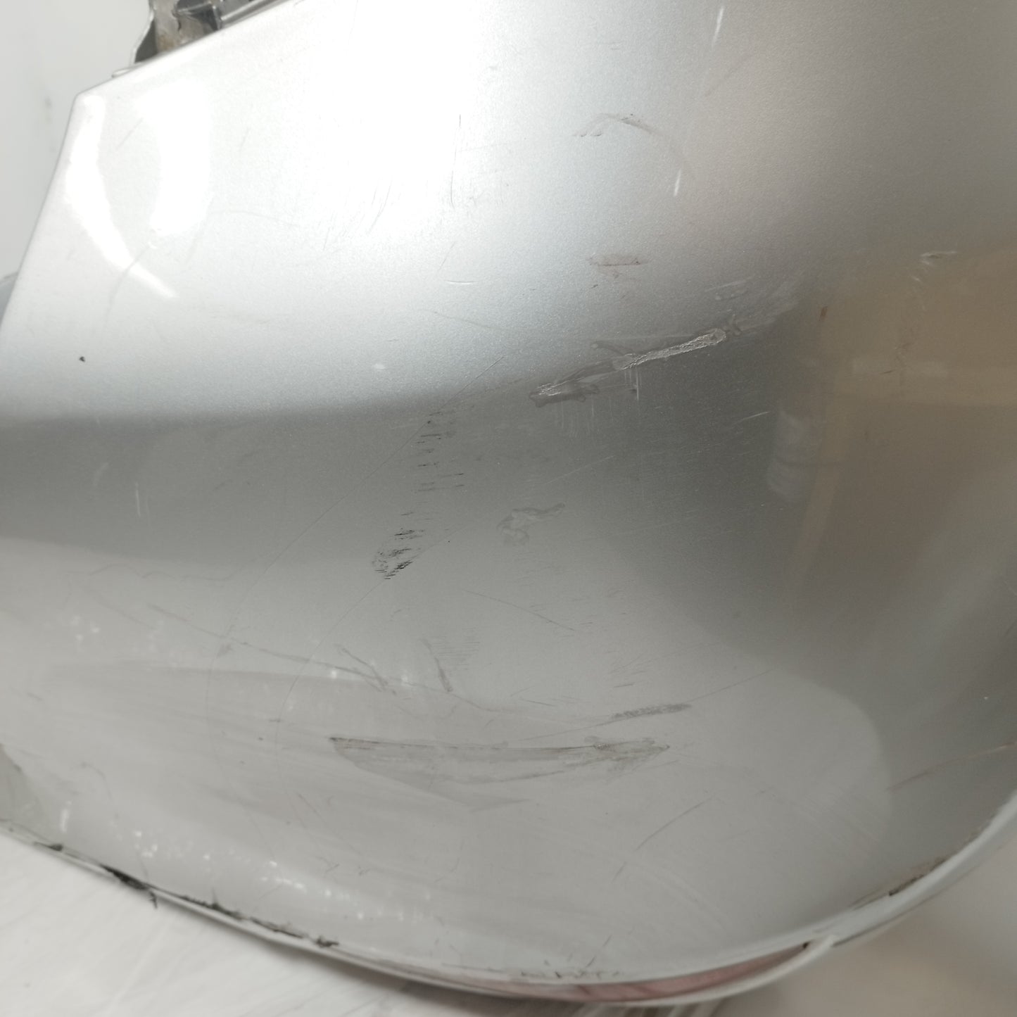 Renault Clio 2010 ecoAC12039 silbergraue Heckstoßstange