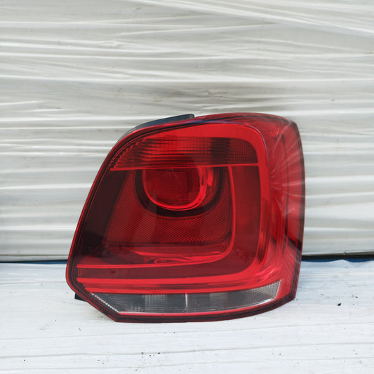 Fanale posteriore dx Volkswagen Polo 2012 cod: 6R0945112B ecoDM230