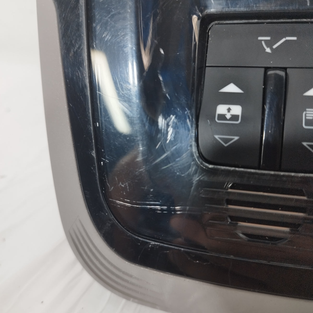 Luce di cortesia Alfa Romeo Stelvio (949) 2017-2022 cod: 01561305490 EcoAC12605