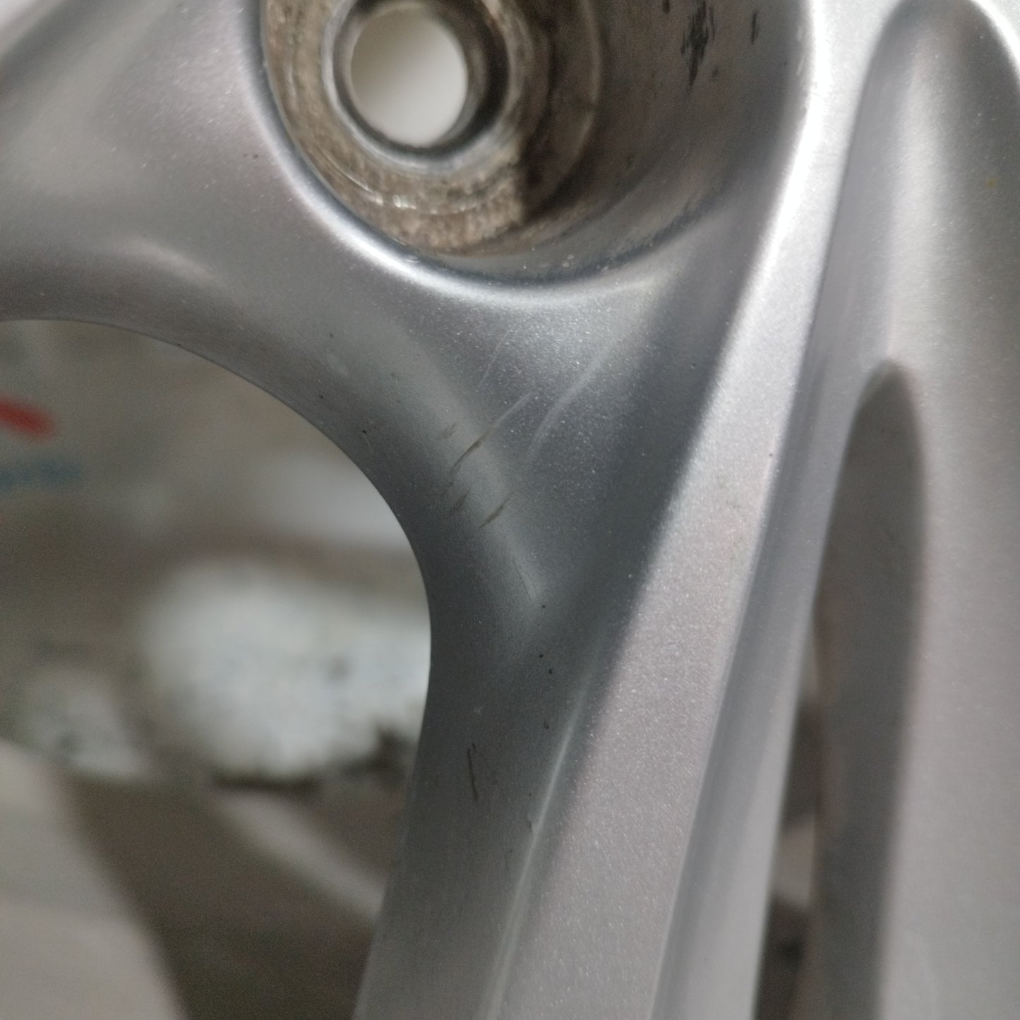 Komplette Leichtmetallfelgen mit Reifen Hyundai IX35 2011 225/60 R17 ecoAC9911