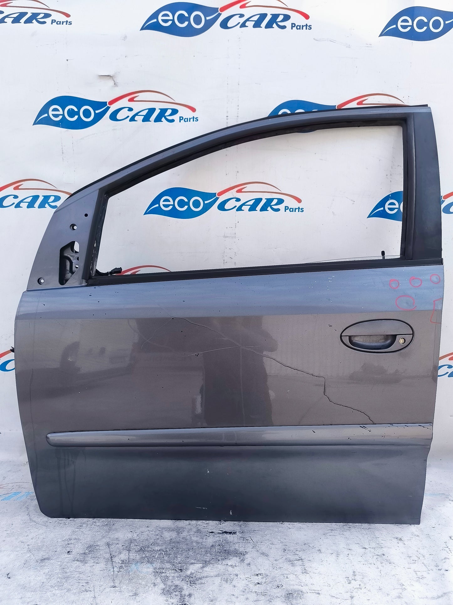 Front door left gunmetal grey DR2 ecoAG5745