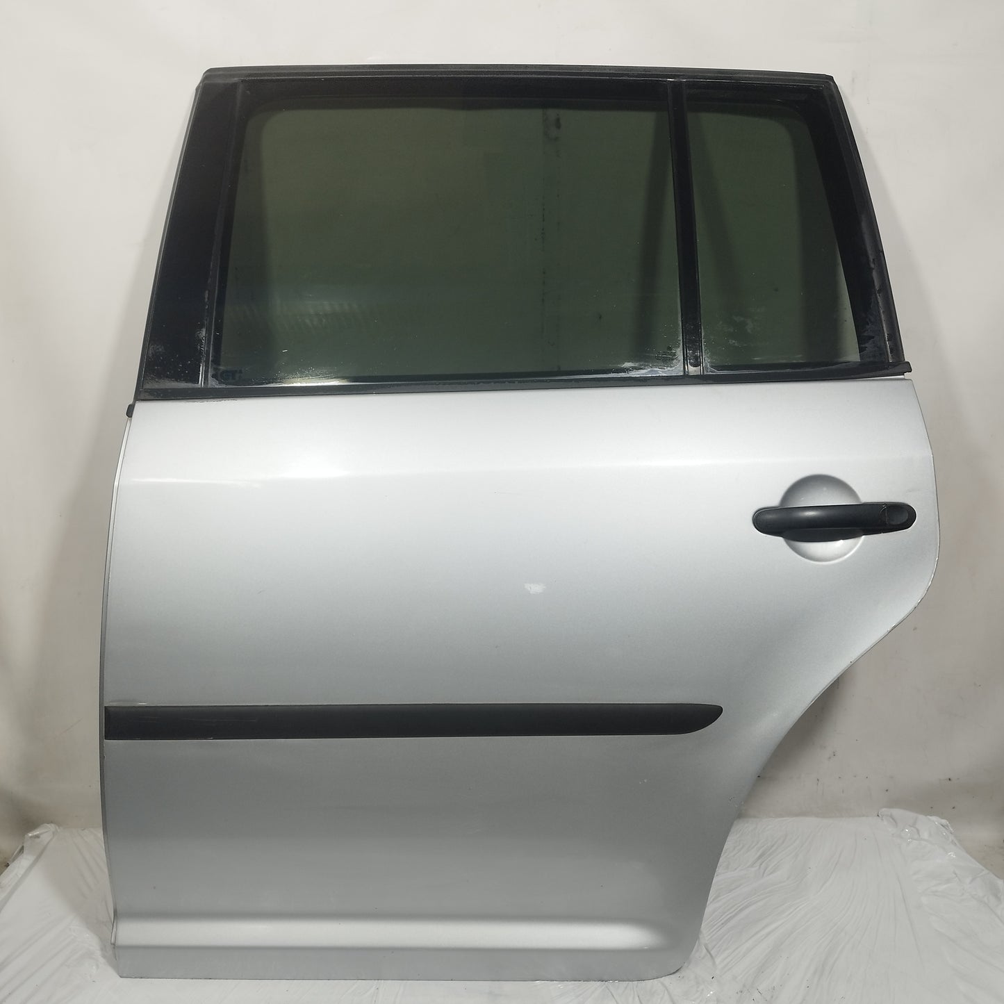 Sportello posteriore sx grigio Volkswagen Touran (1T1 / 1T2 / 1T3) 2003-2015 ecoAC16509
