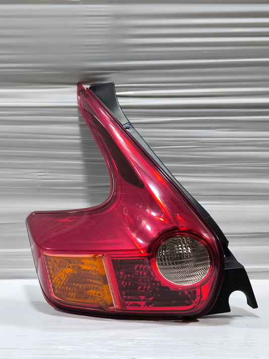 Fanale posteriore sx Nissan Juke (F-15) anno 2010-2014 ecoAG9635