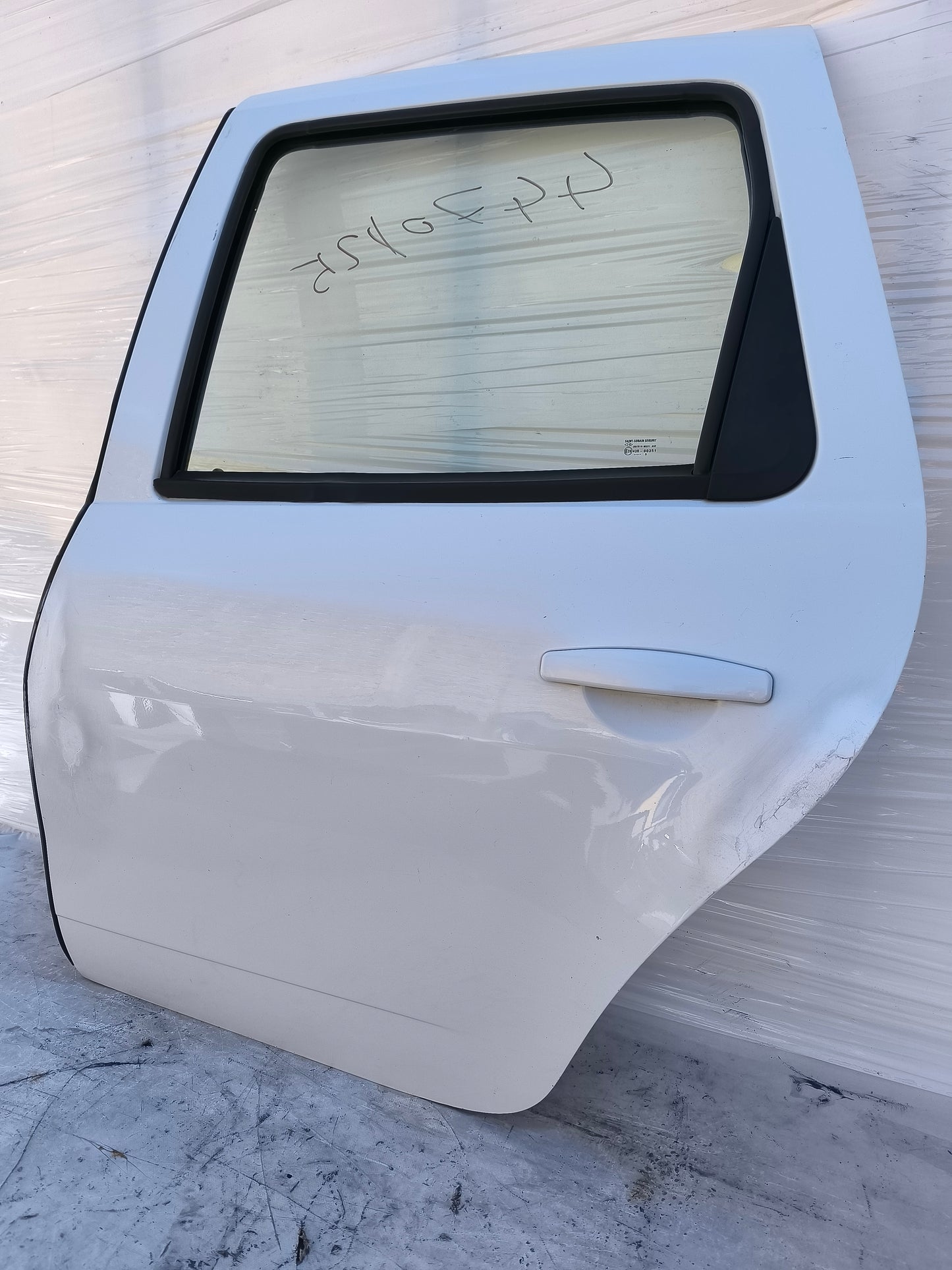 Sportello posteriore sx bianco Dacia Duster I ( HS) anno 2010-2017 ecoAG8048