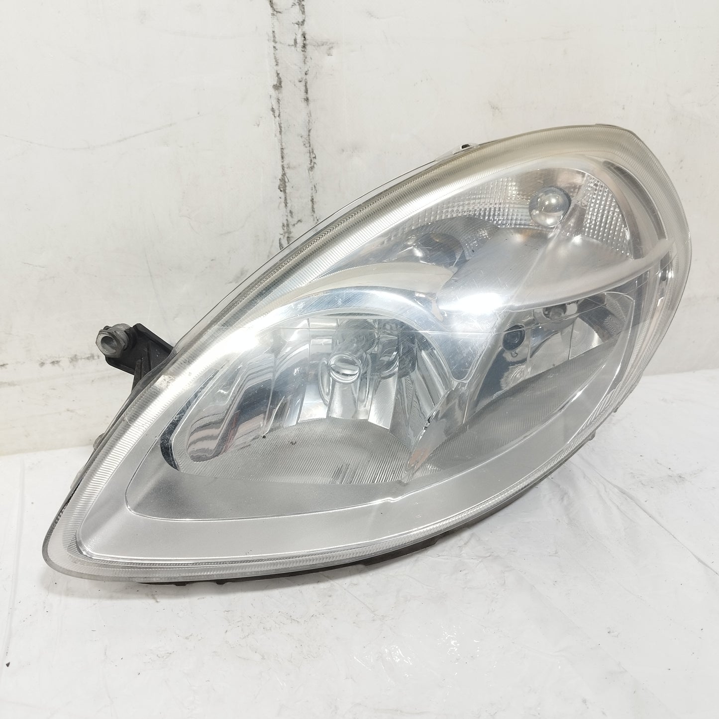 Fanale anteriore sx Lancia Ypsilon (843) 2007-2011 Restyling DEPO cod: 08-666-1114L ecoAC16593