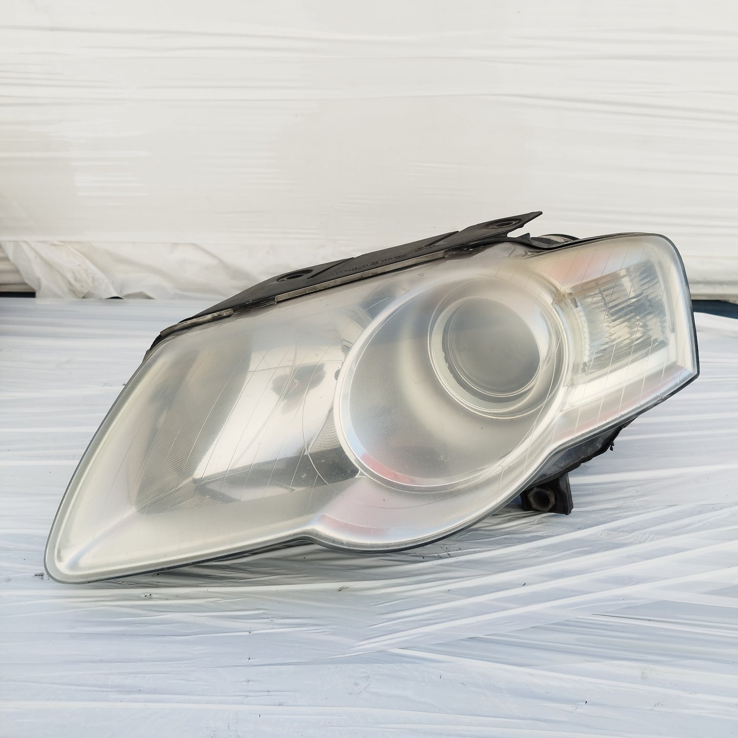 Fanale anteriore sx Volkswagen Passat B8 (3C2 / 3C5) 2005-2010 cod: 3C0941005AB ecoDM277
