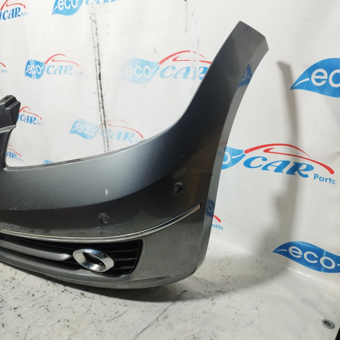 Dunkelgraue Frontstoßstange Mercedes A-Klasse 2009 ecoAC10132