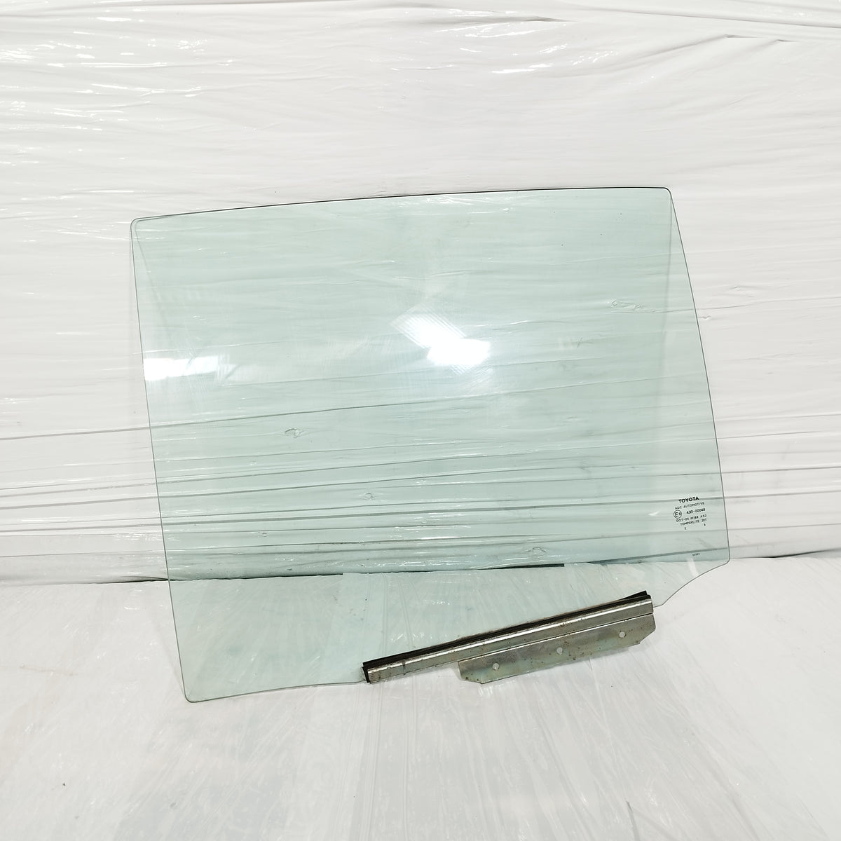 Vetro scendente posteriore sx Toyota Yaris 2007-2011 ecoAC17383