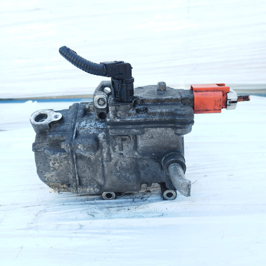 Compressore a / c Toyota Prius 1.8 B / Ibrida 2011 cod: 042200-0212 ecoAC15769