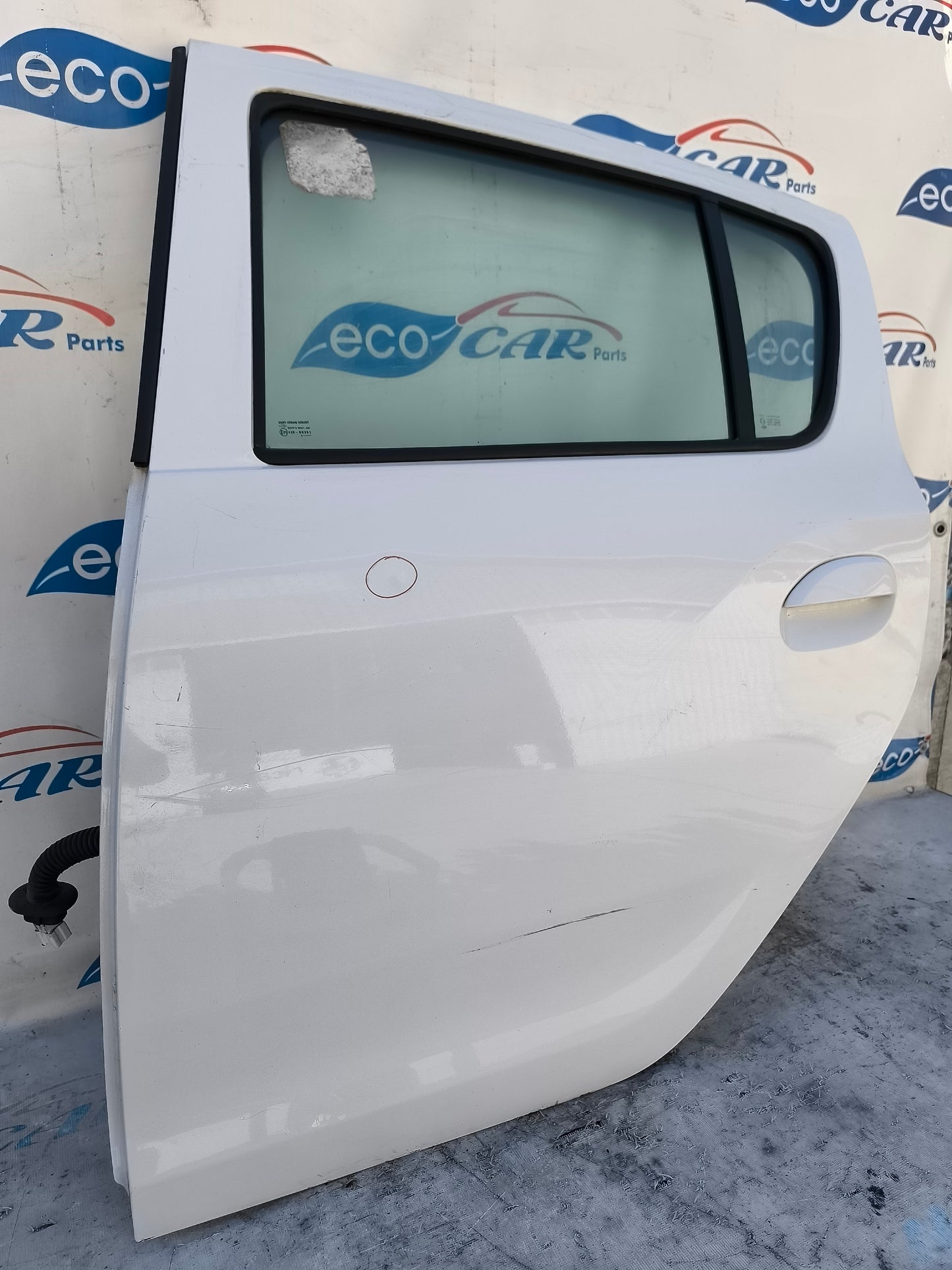 Rear door left white Dacia Sandero 2012 ecoAG5882