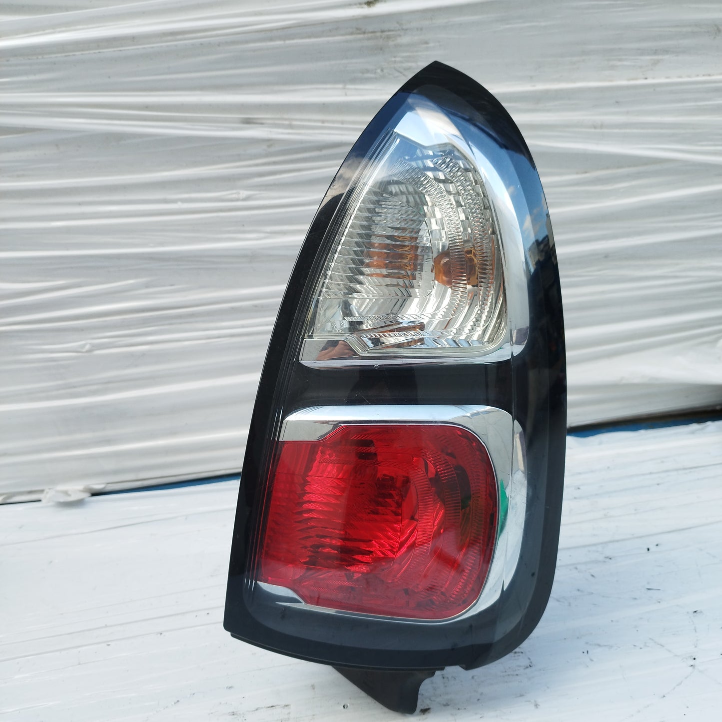 Fanale posteriore dx Citroen C3 Picasso 2009 cod: 9681749180 ecoDM229