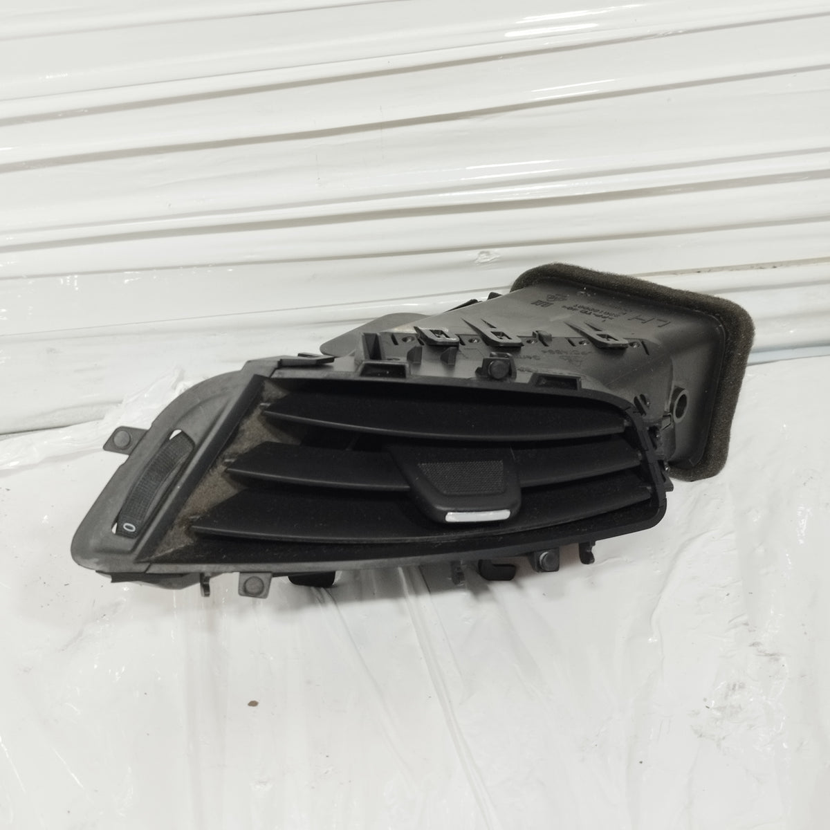 Bocchetta aria sx Opel Zafira C Tourer 2012-2019 cod: 330188061 ecoAC17337