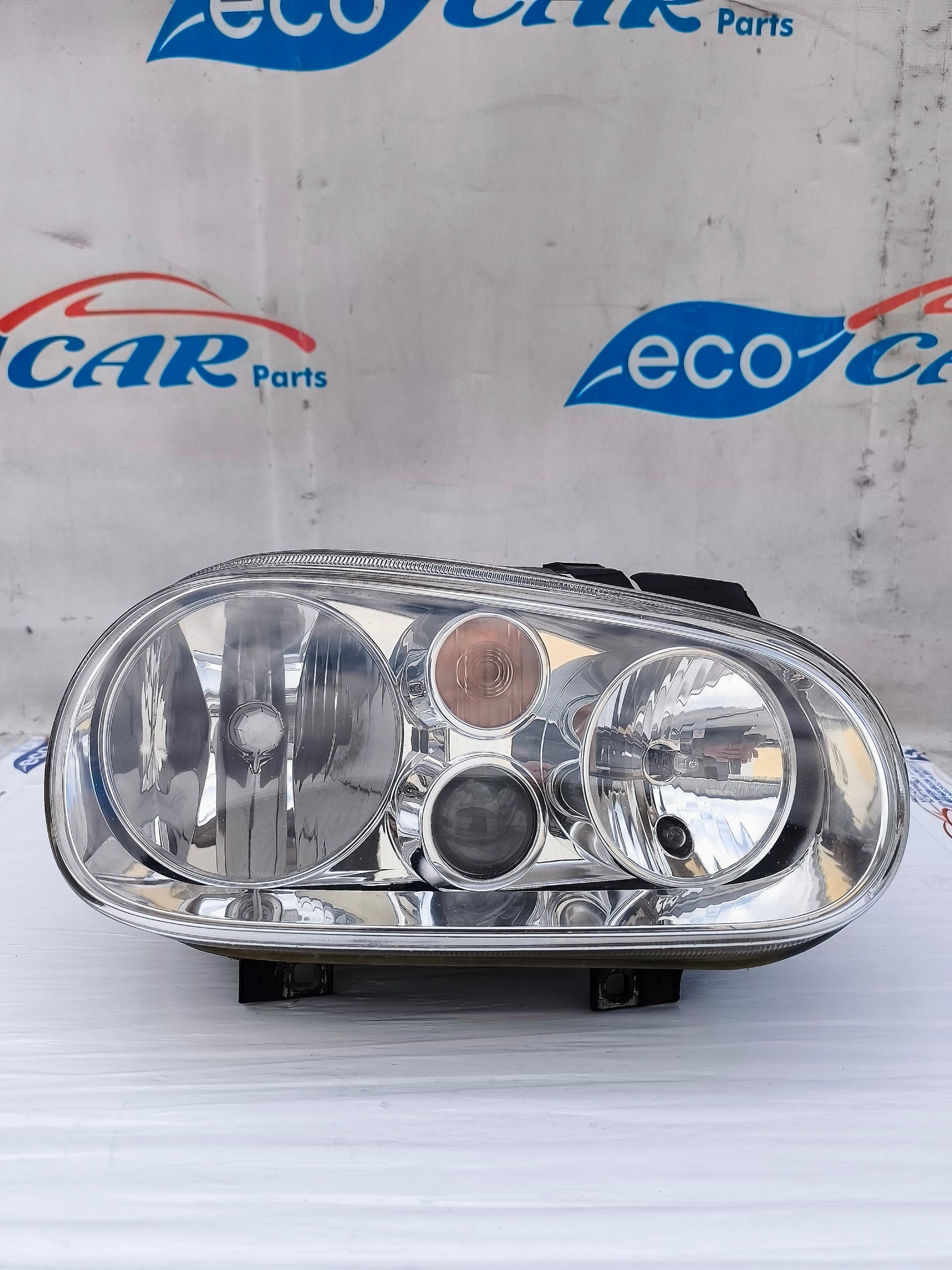 Fanale anteriore dx Volkswagen Golf 4 ecoAG6074