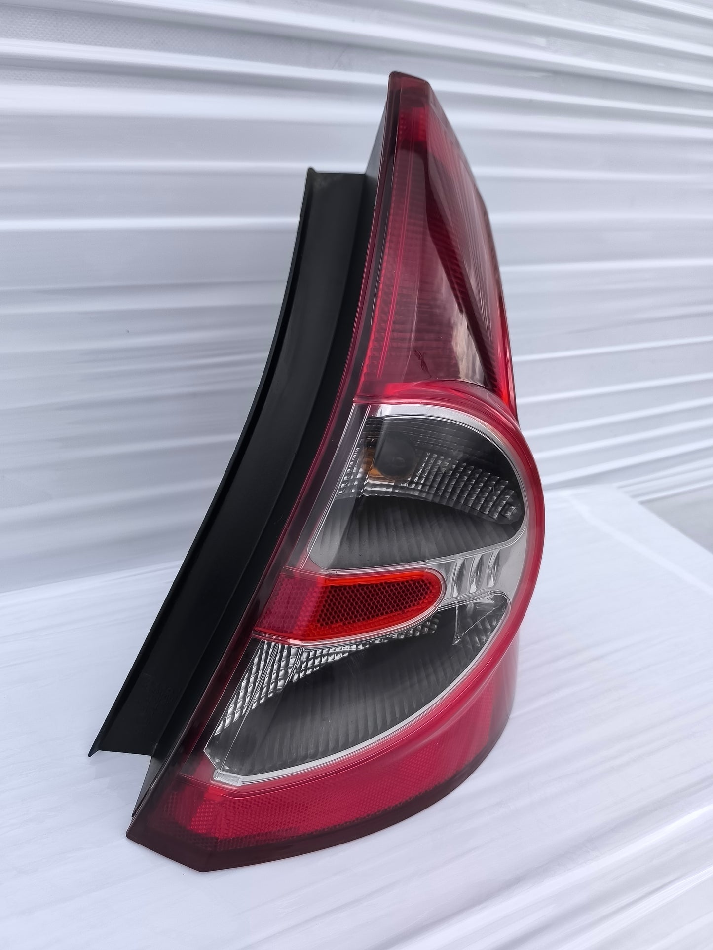 Fanale posteriore dx Dacia Sandero anno 2009 DEPO ecoAG8089