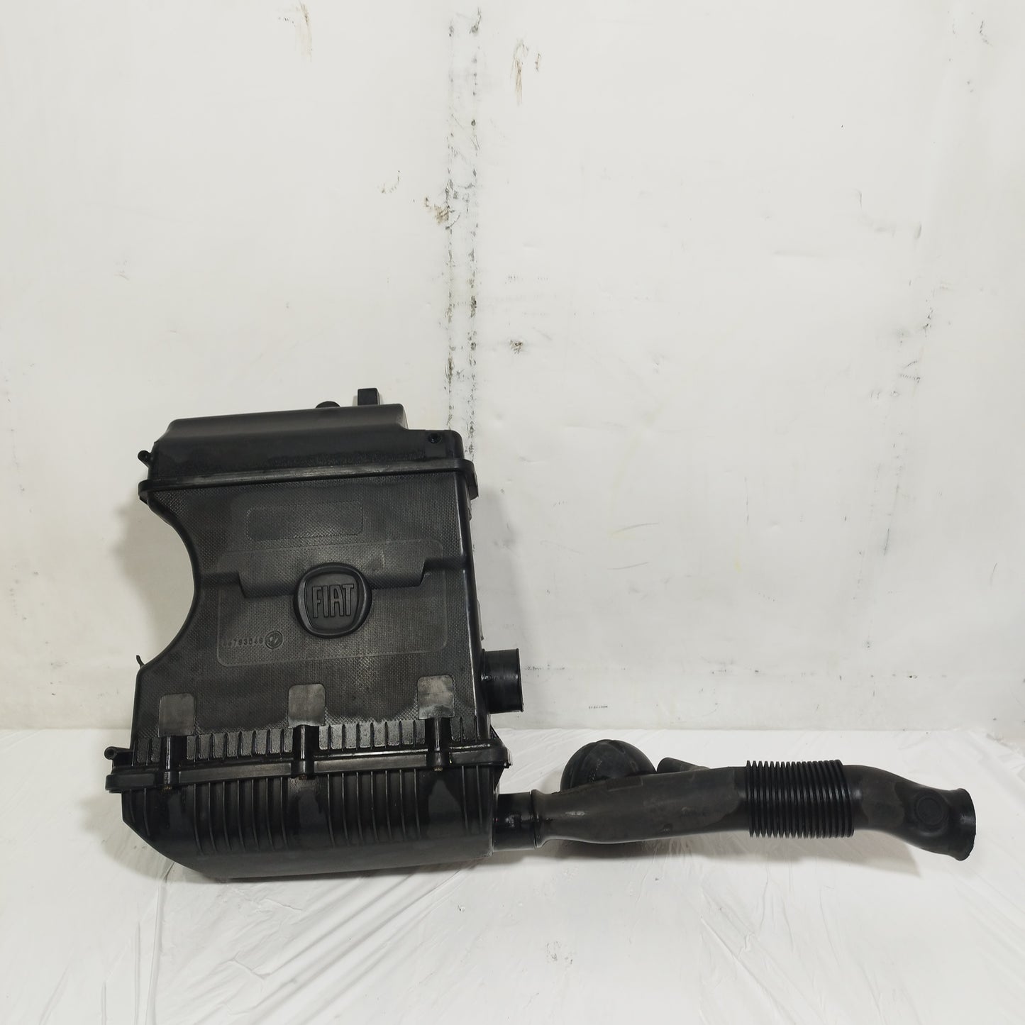Scatola Filtro aria Fiat bravo / Fiat idea 1.4 B 16V 2010 cod: 46783548 ecoAC14572