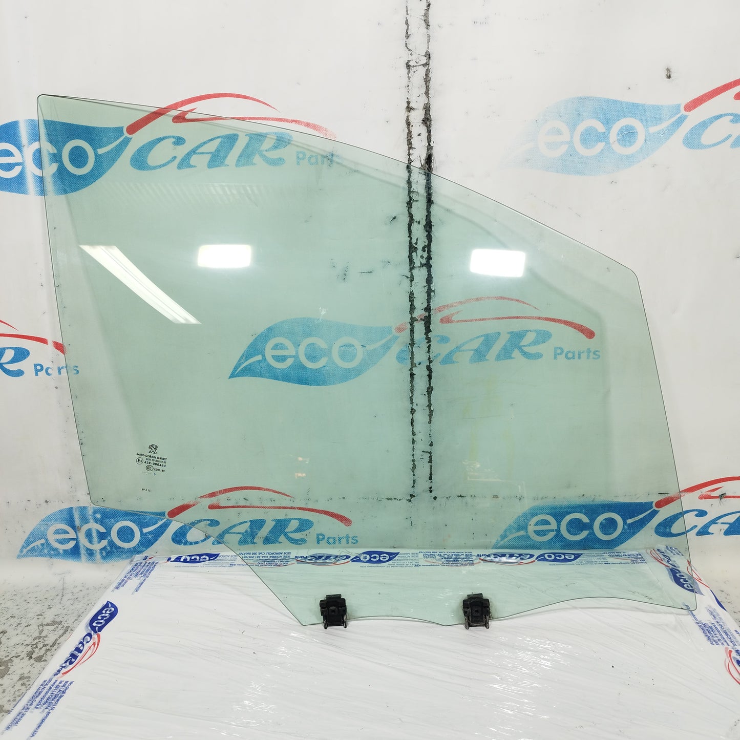 Vetro scendente anteriore dx Peugeot 208 2015 ecoAC11028